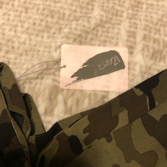 Forever 21 overalls - Picture 3 of 4